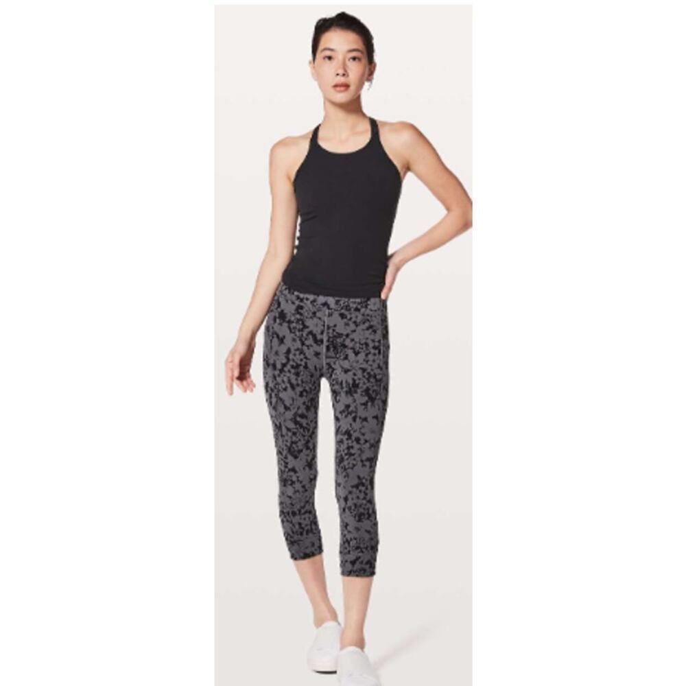 Lululemon In Movement Crop *Everlux 19" Efflorescent Nebula Black SZ 6